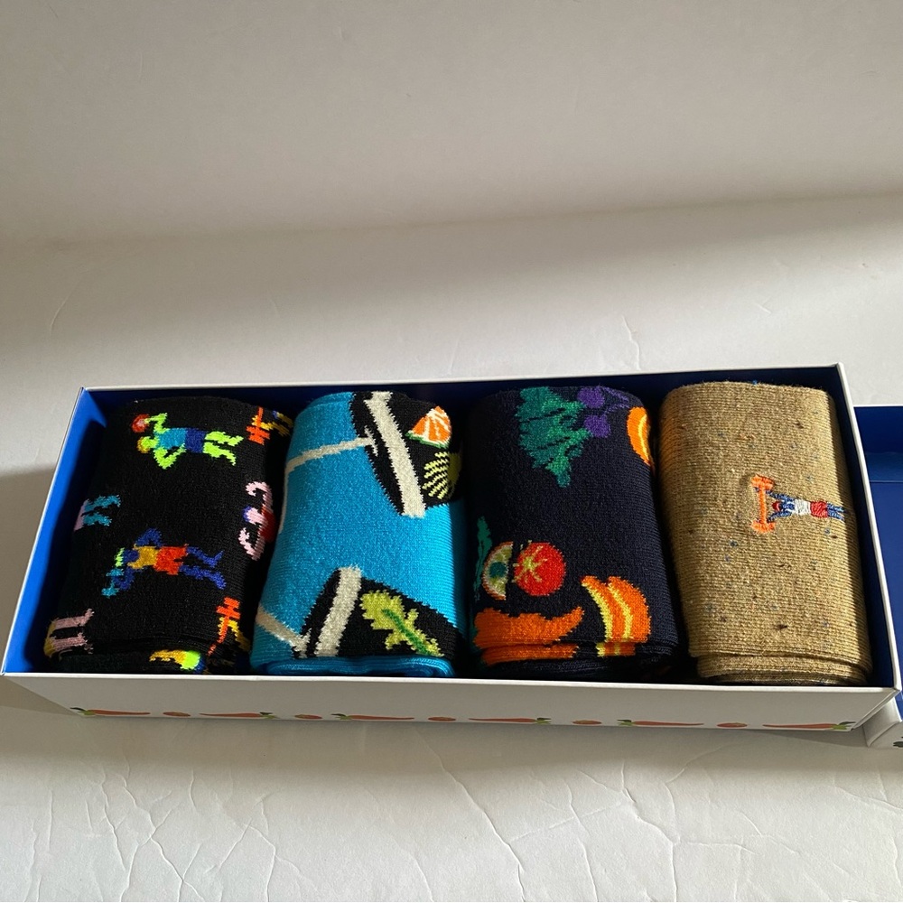 NEW Happy Socks Healthy Lifestyle socks gift set of 4 fitness workout fruits